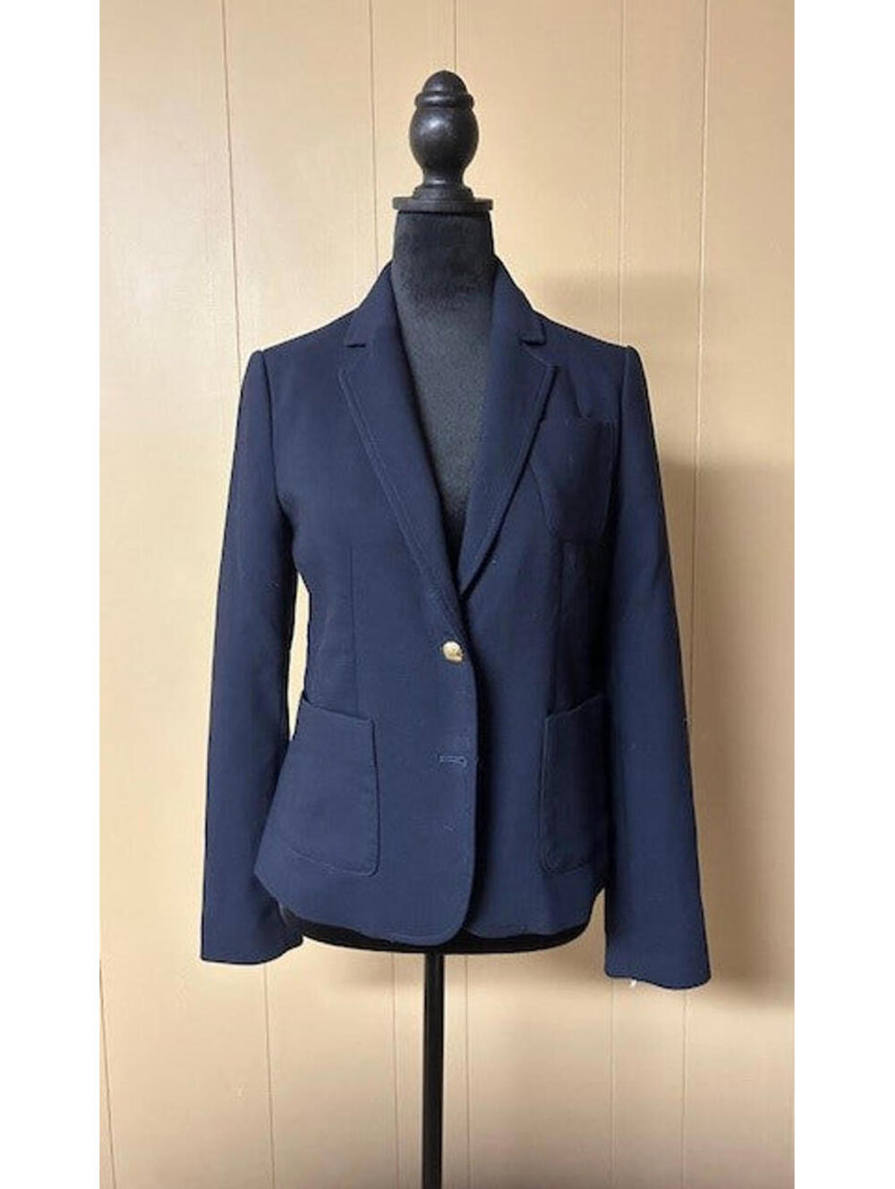 Size 4 – Banana Republic Navy Blazer | Classic